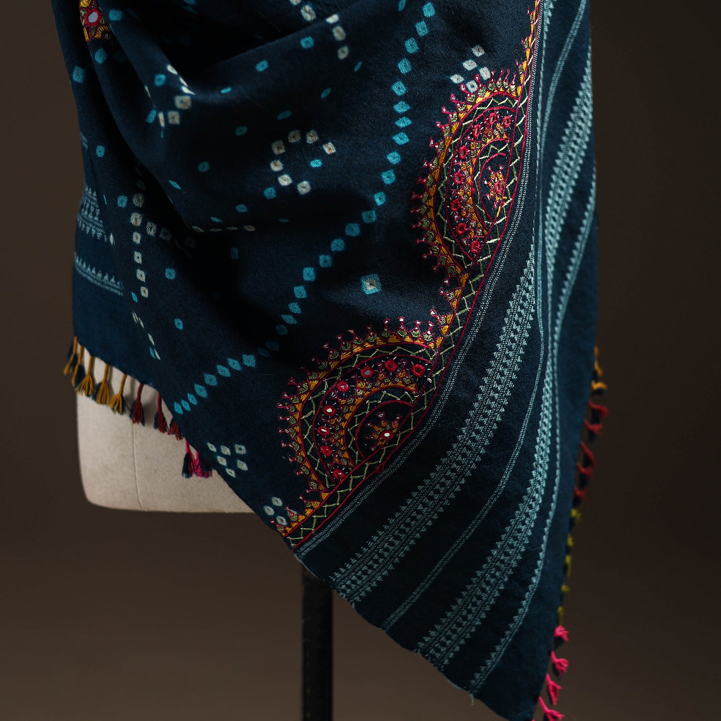 Kutch Bandhani Handwoven Neran Hand Embroidery Merino Wool Shawl 48