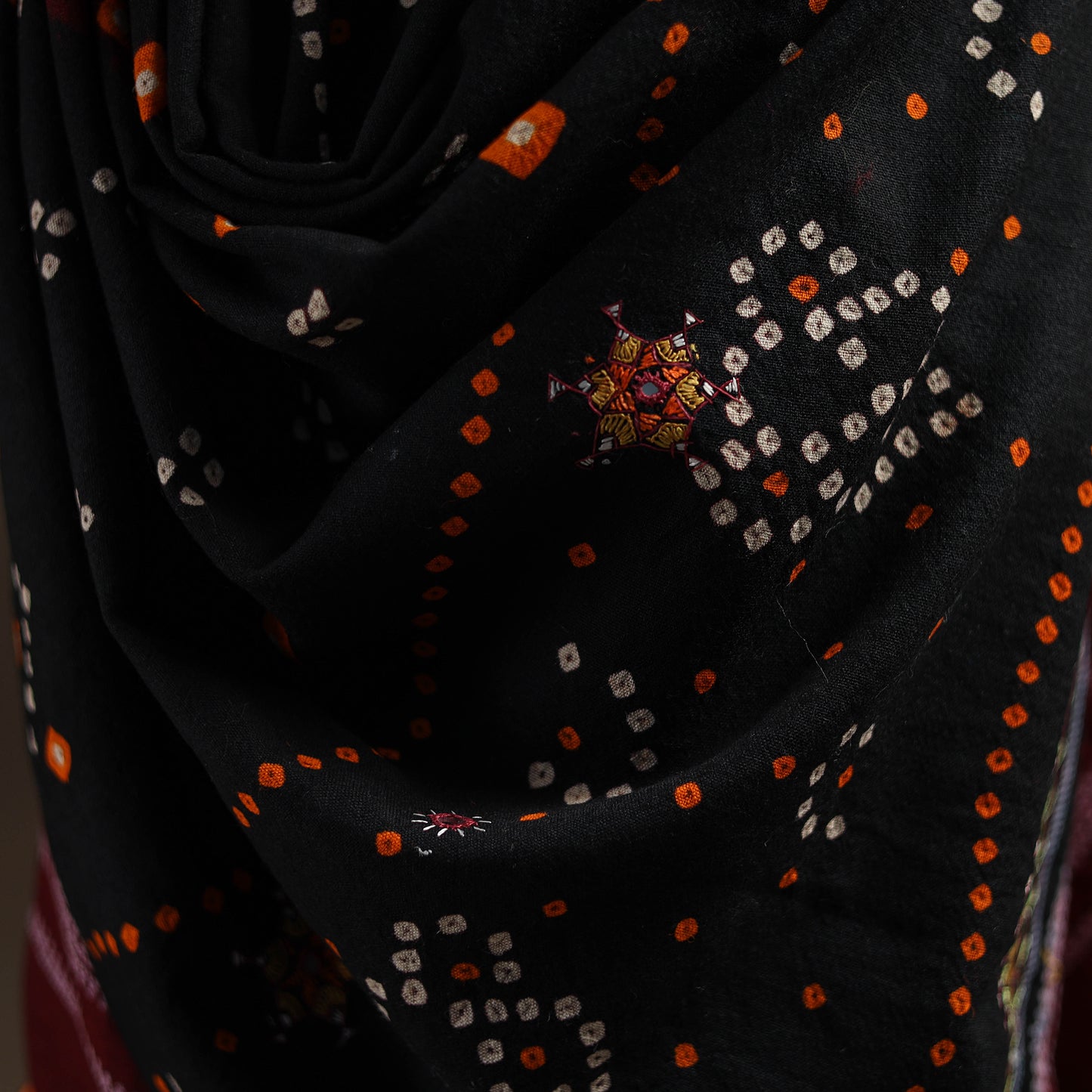 Kutch Bandhani Handwoven Neran Hand Embroidery Merino Wool Shawl 49