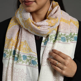 Yellow - pure wool sanganeri stole 44 - handcrafted