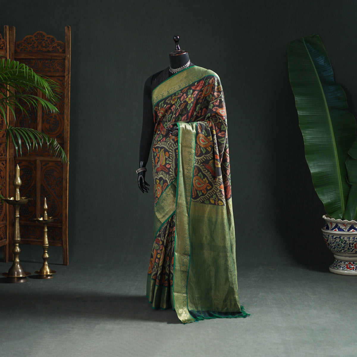 Kanjeevaram Pure Handloom Mulberry Silk Handpainted Srikalahasti Pen Kalamkari Saree with Zari Work 21