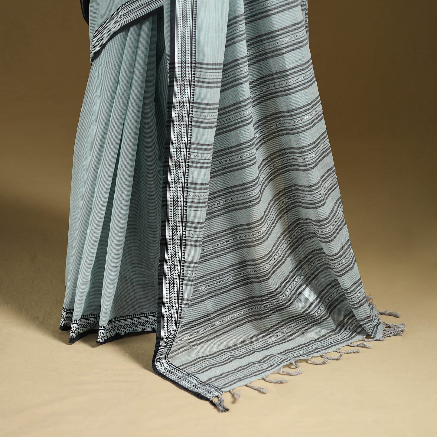 Bengal Handwoven Cotton Begumpuri Saree 34