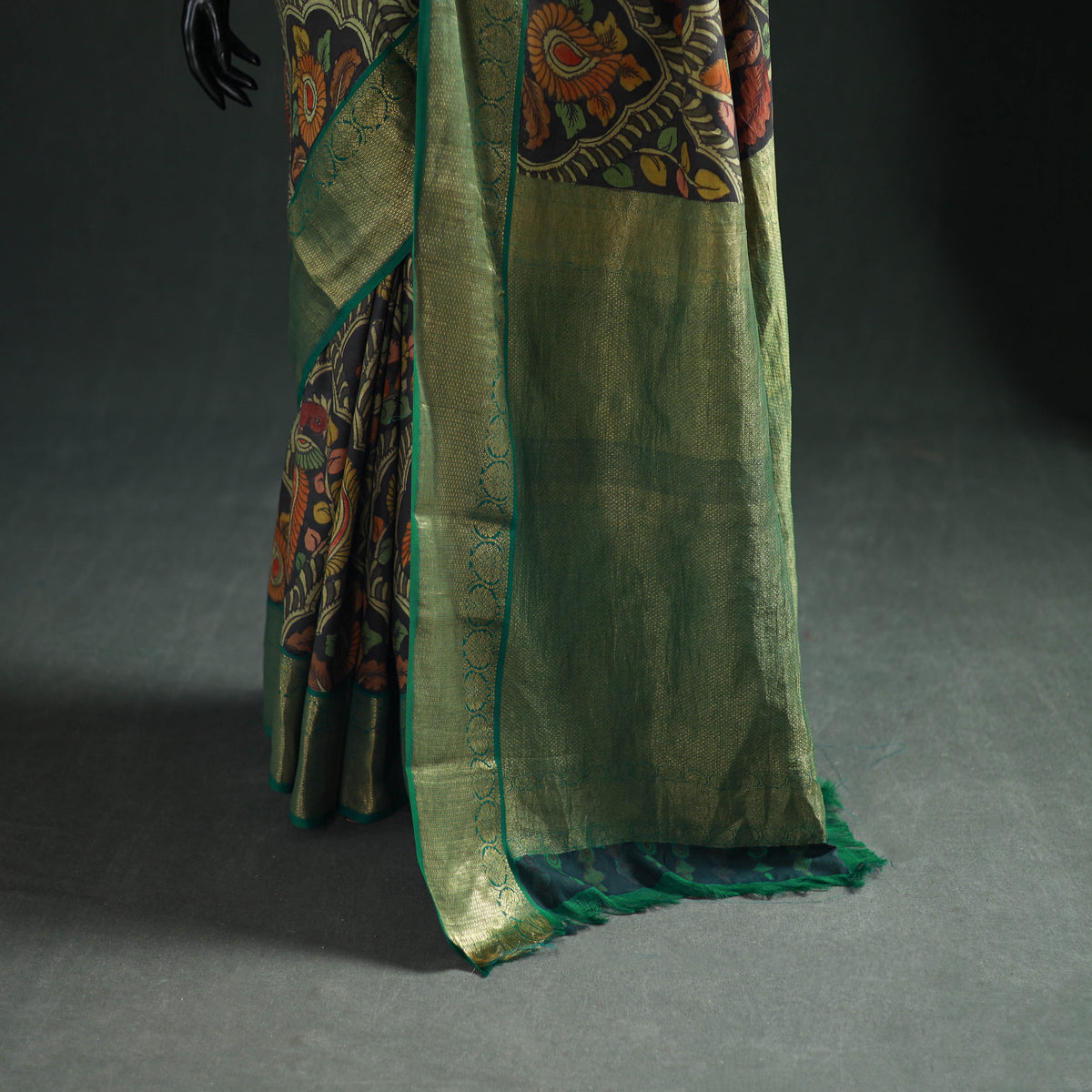 Kanjeevaram Pure Handloom Mulberry Silk Handpainted Srikalahasti Pen Kalamkari Saree with Zari Work 21