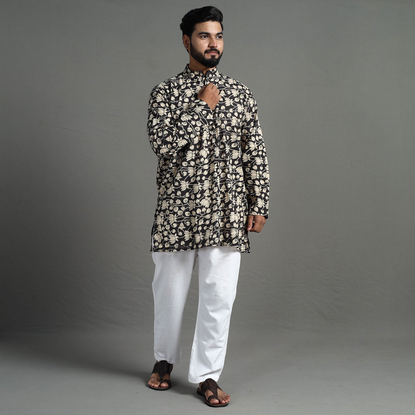 Kalamkari Printed Cotton Men Short Kurta 11