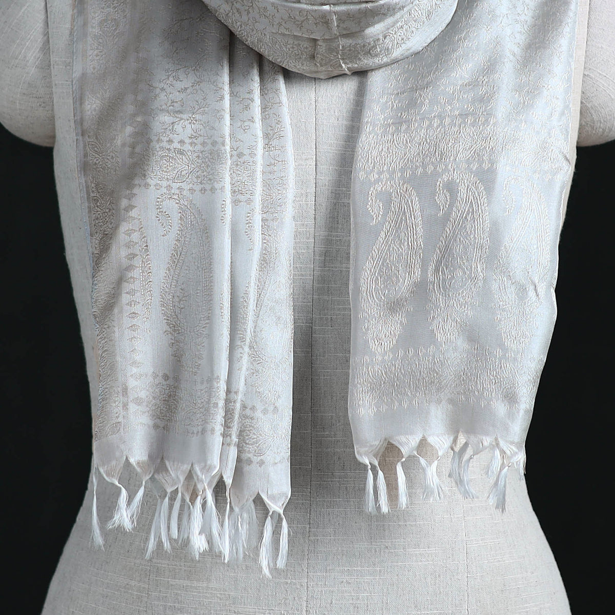 Handwoven banarasi pure silk stole with tassels 09