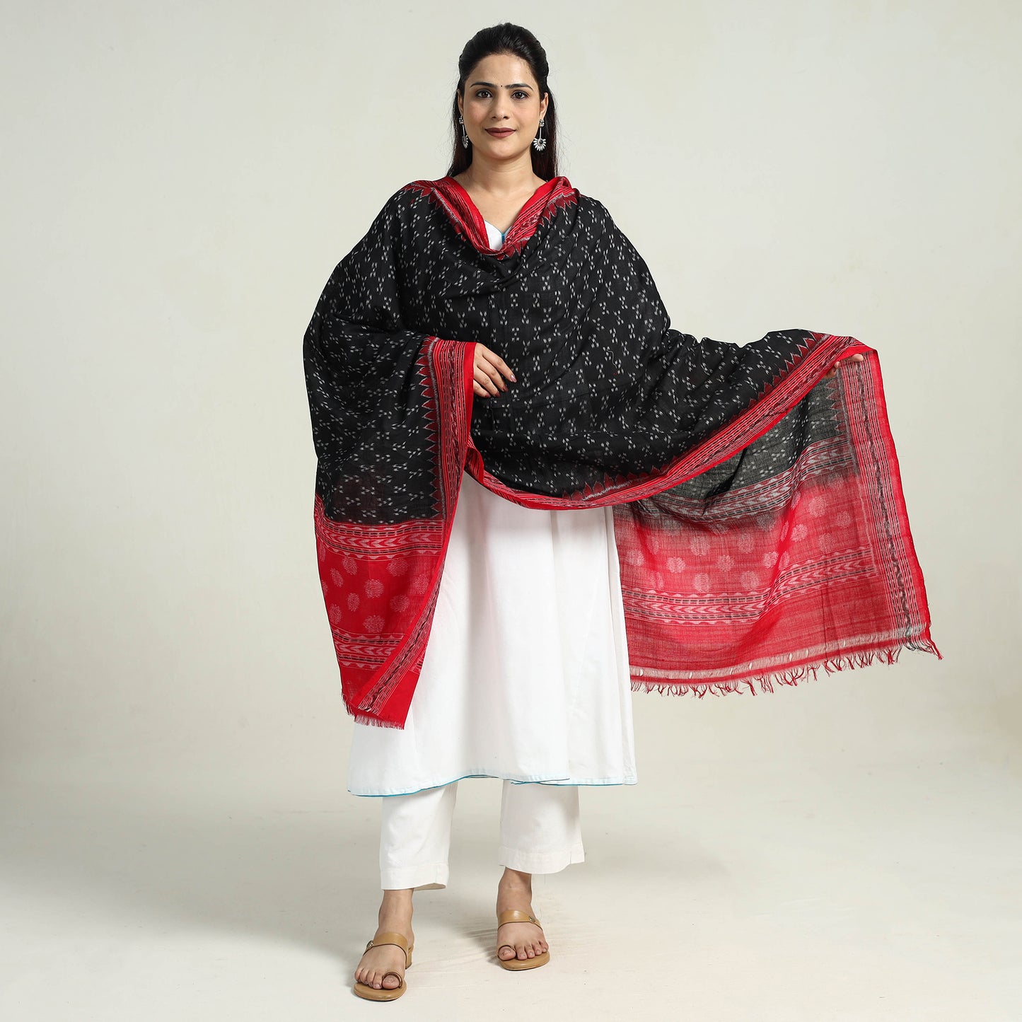 Black - Sambalpuri Ikat Weave Handloom Cotton Dupatta 16