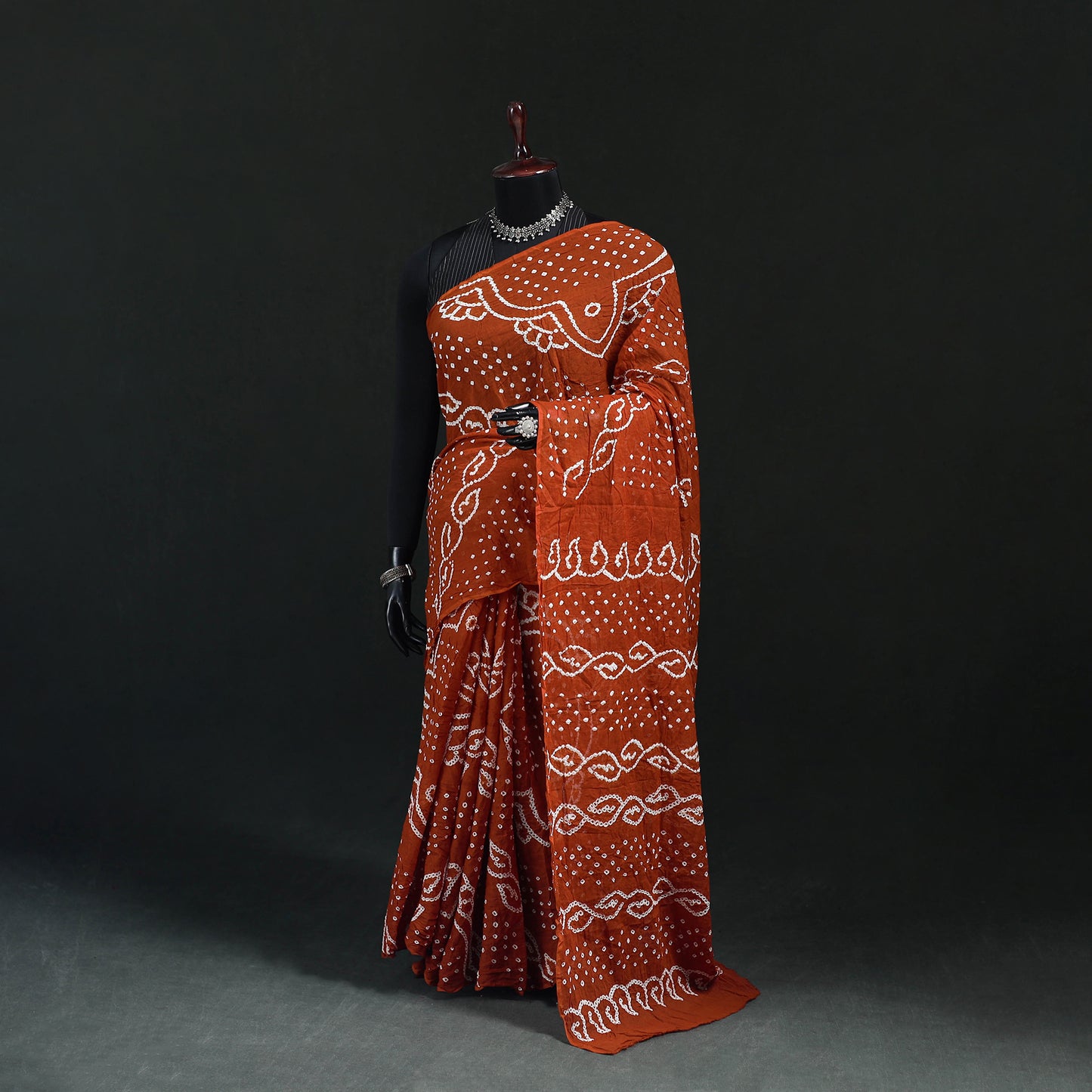 Kutch Bandhani Tie-Dye Cotton Saree 36