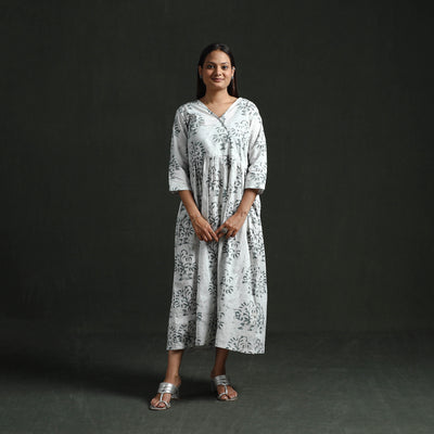 Flared Angrakha Cotton Hand Block Batik Print Dress 08