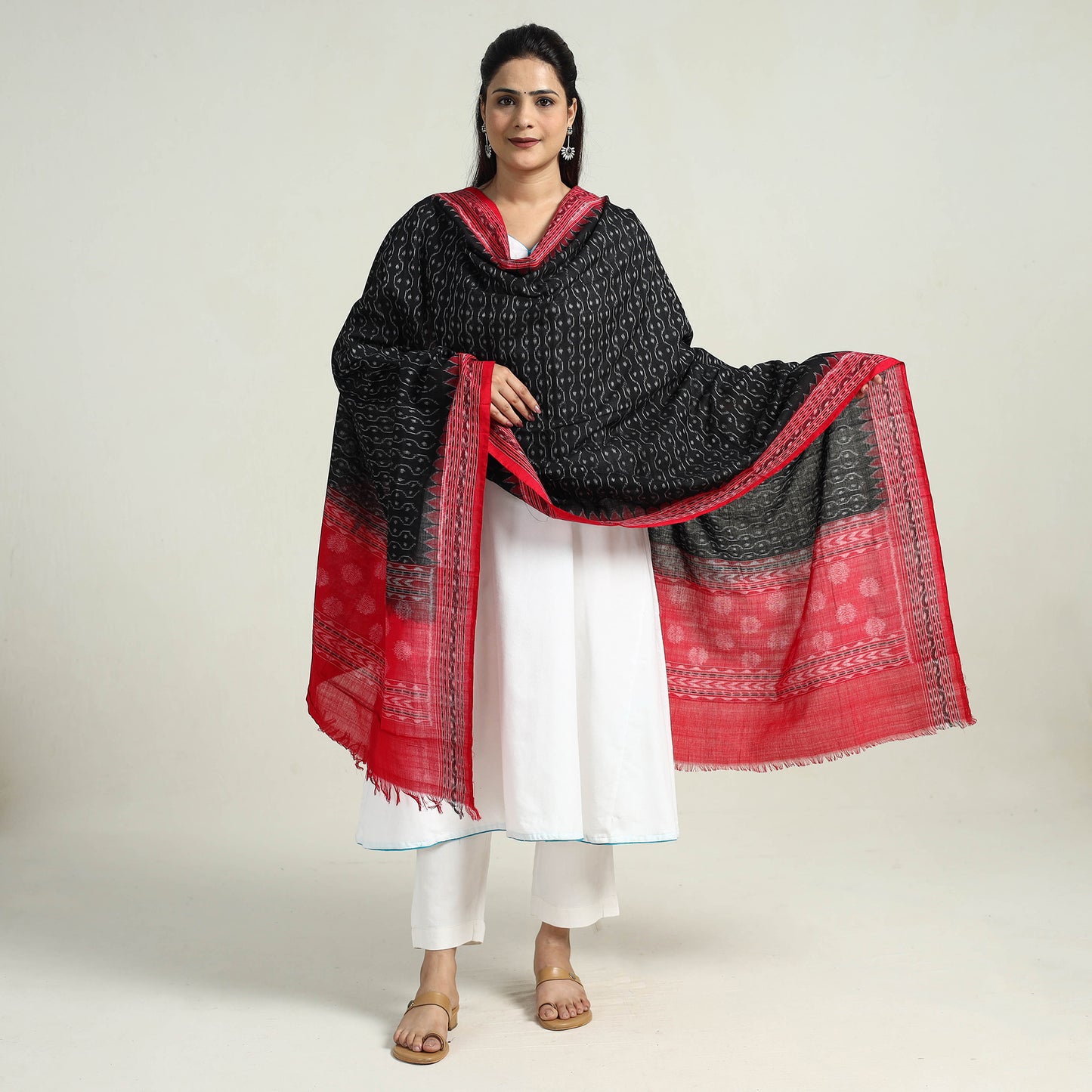 Black - Sambalpuri Ikat Weave Handloom Cotton Dupatta 17