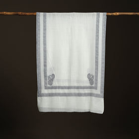 Plain Fine Wool Stole with Woven Border for Women 17
