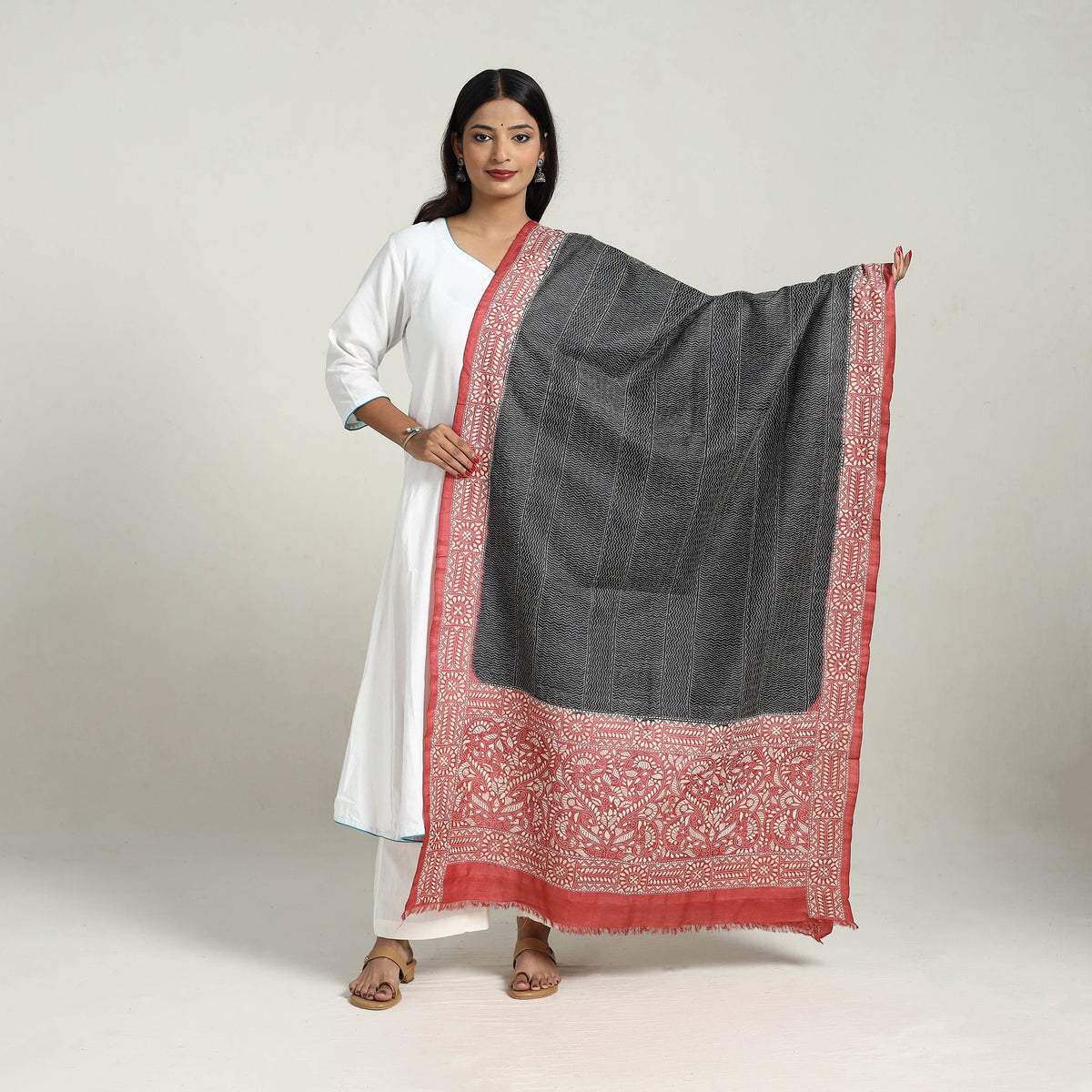 Black - Handloom Tussar Silk Bengal Kantha Embroidery Dupatta 07