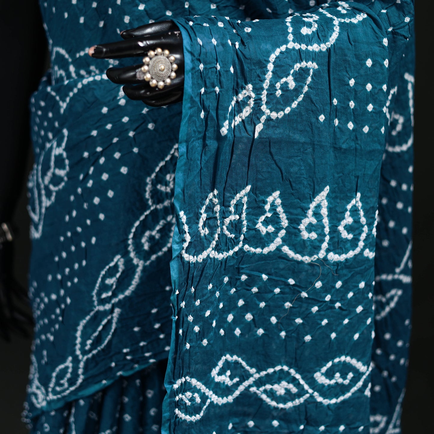 Kutch Bandhani Tie-Dye Cotton Saree 38