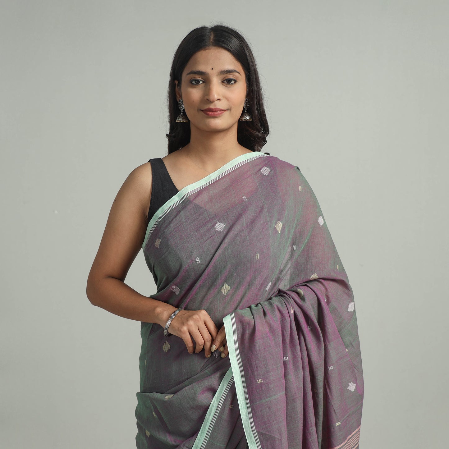 Grey - Handloom Cotton Phulia Jamdani Saree with Tassels 04