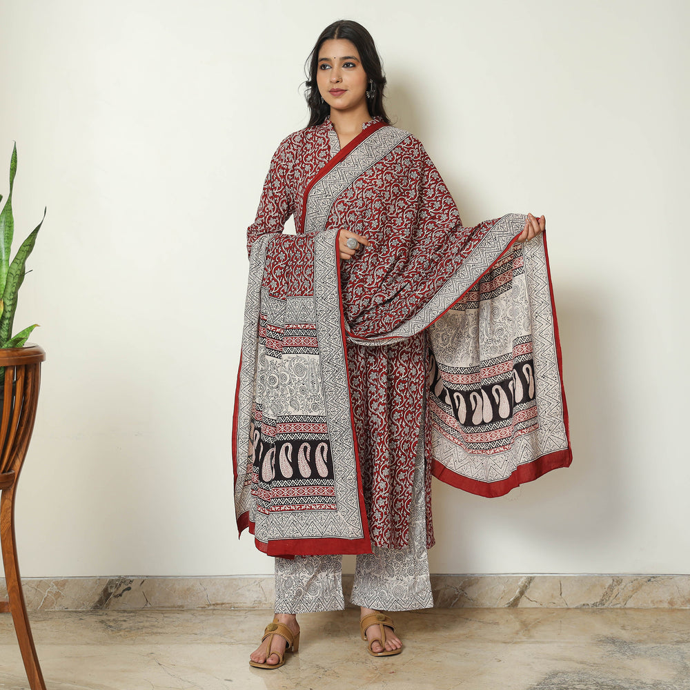 Red - Bagh Block Printed Cotton Kurta with Palazzo & Dupatta Set 08