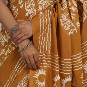 Buy Cotton Orange Hand Batik Print Saree online