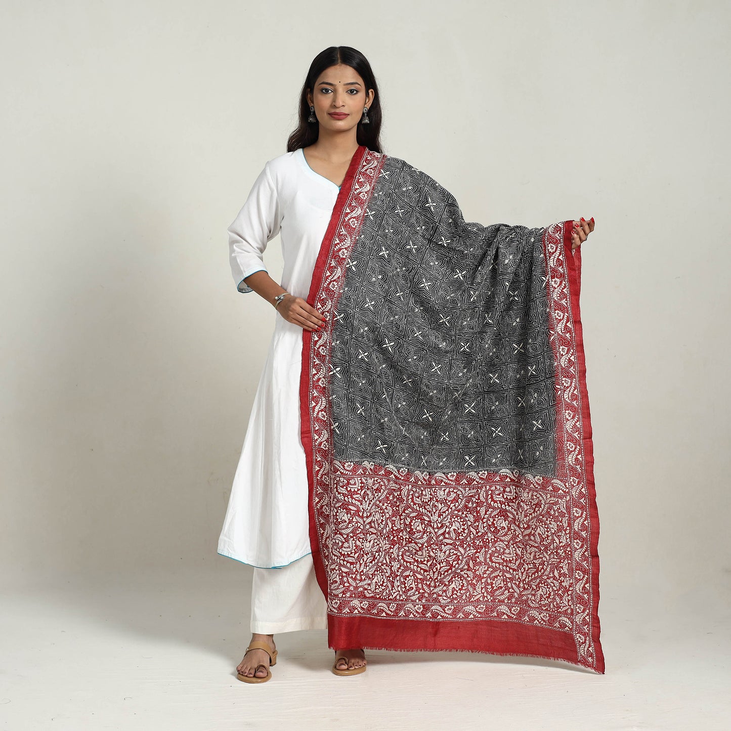 Black - Handloom Tussar Silk Bengal Kantha Embroidery Dupatta 12