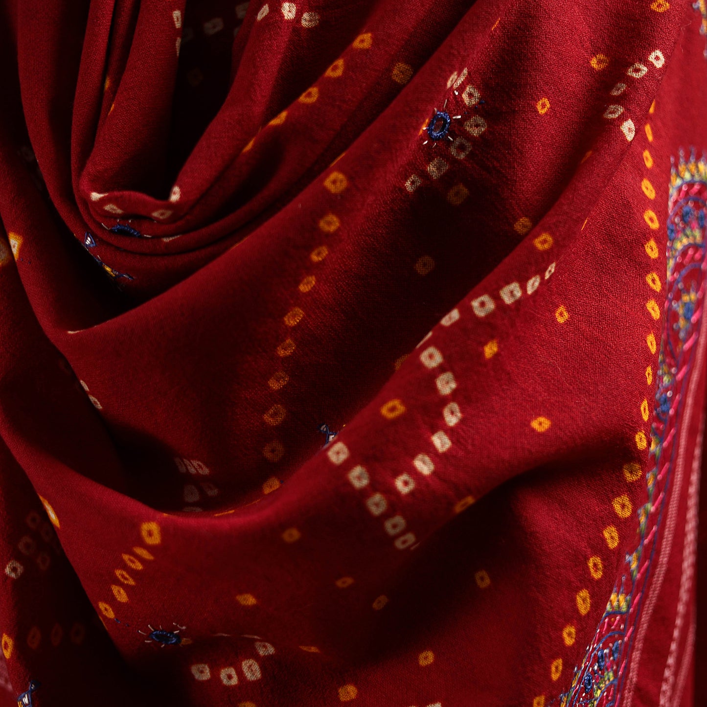 Kutch Bandhani Handwoven Neran Hand Embroidery Merino Wool Shawl 56