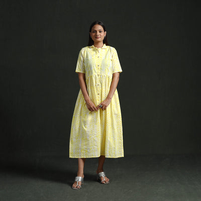 Collared Neck Buttoned Down Flared Cotton Hand Block Batik Print Dress 05