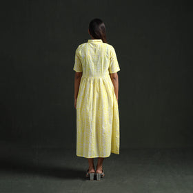 Collared Neck Buttoned Down Flared Cotton Hand Block Batik Print Dress 05