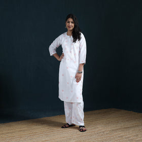 White - Hand Embroidered Mul Cotton Chikankari Kurta with Palazzo Set for Women 33