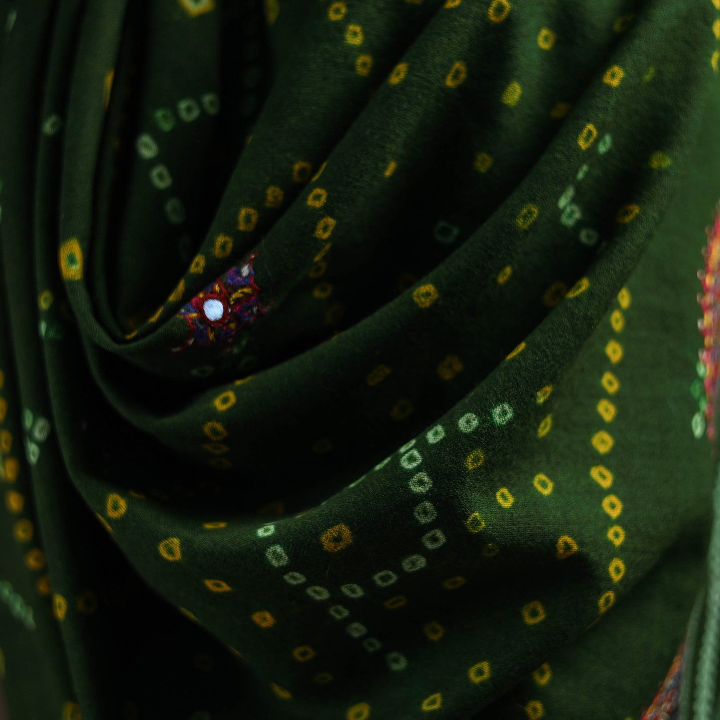 Kutch Bandhani Handwoven Neran Hand Embroidery Merino Wool Shawl 57