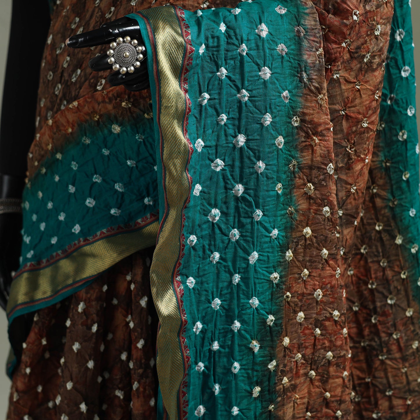 Kutch Tie-Dye Shibori Bandhani Cotton Saree with Blouse Piece 28
