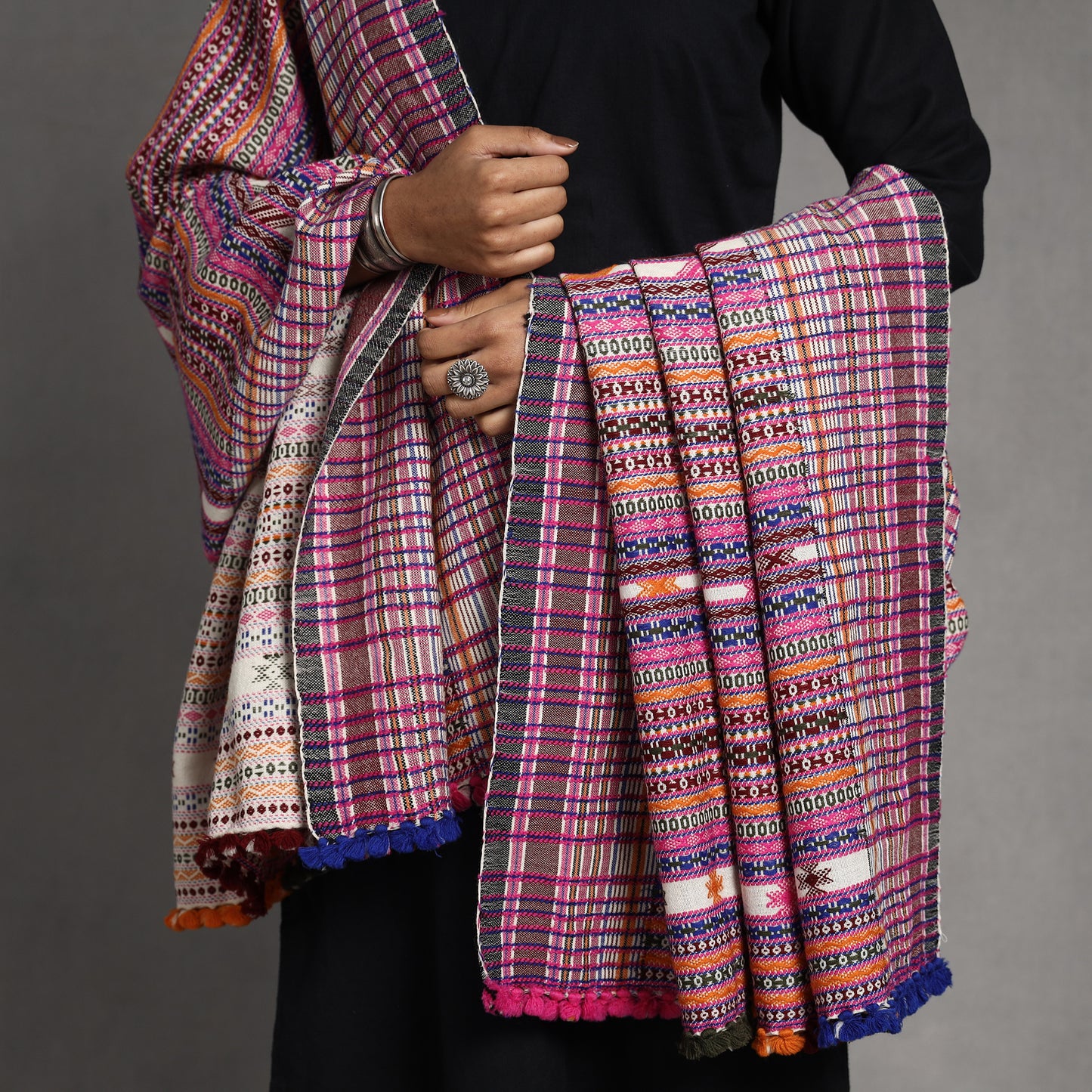 Pink - Kutch Hand Embroidery Handwoven Fine Woolen Shawl