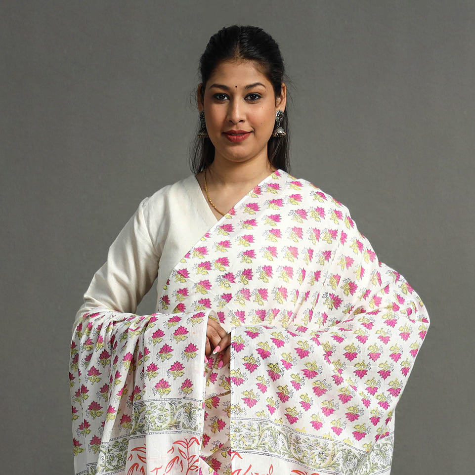 Sanganeri Dupatta 