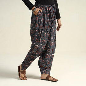 Buy Bagru Block Printed Cotton Elasticated Salwar Online at iTokri.com