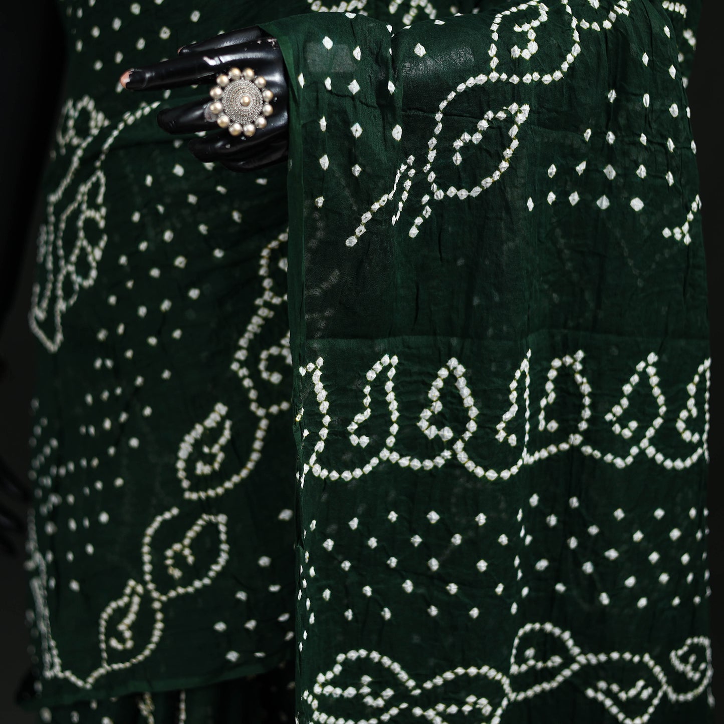 Kutch Bandhani Tie-Dye Cotton Saree 43