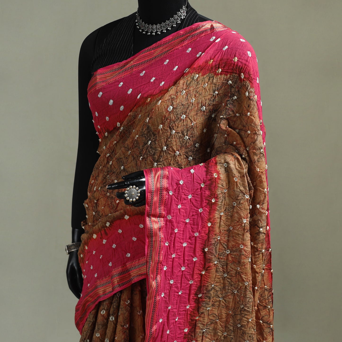 Kutch Tie-Dye Shibori Bandhani Cotton Saree with Blouse Piece 30