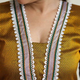Traditional Khun Straight Kurta for Women