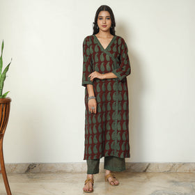 Red - Bagh Block Printed Cotton Kurta with Palazzo & Dupatta Set 02