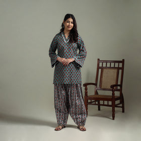 Sanganeri Hand Block Print Cotton Lace Work Short Kurta with Farshi Salwar Set for women 02