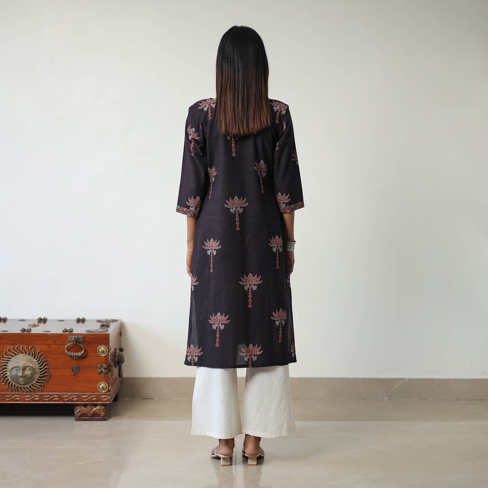 Black - Block Printed Cotton Straight Ajrakh Kurta 15