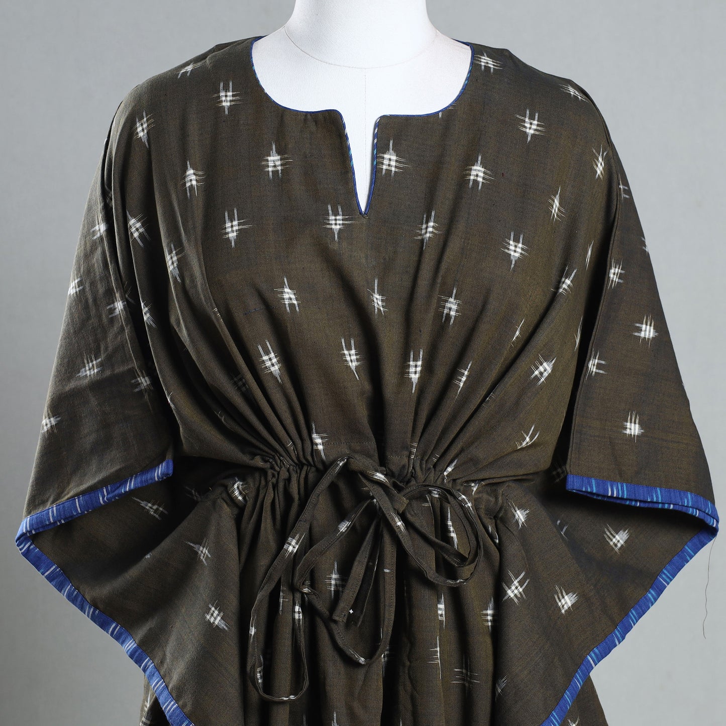 Ikat kaftan 