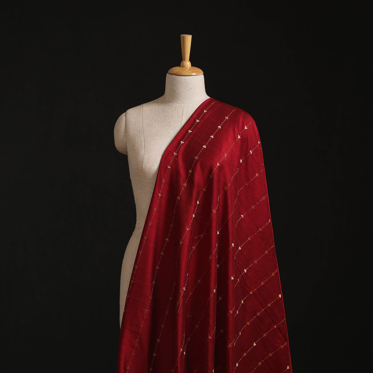Thread Buti Spun Dupion Viscose Silk Plain Fabric 03