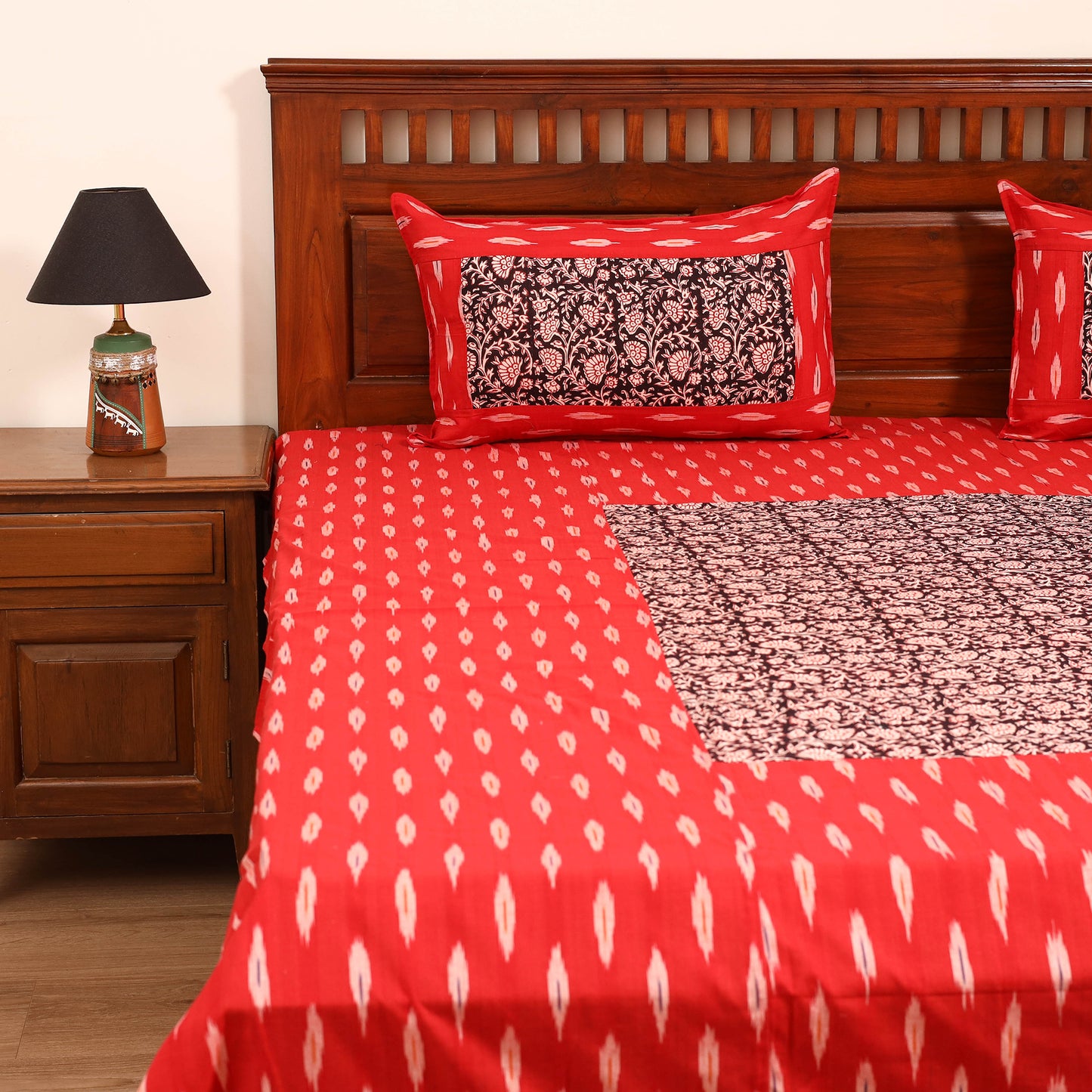Pochampally Ikat with Bagh Patch Cotton Double Bedsheet Set (108 x 90 in) 09