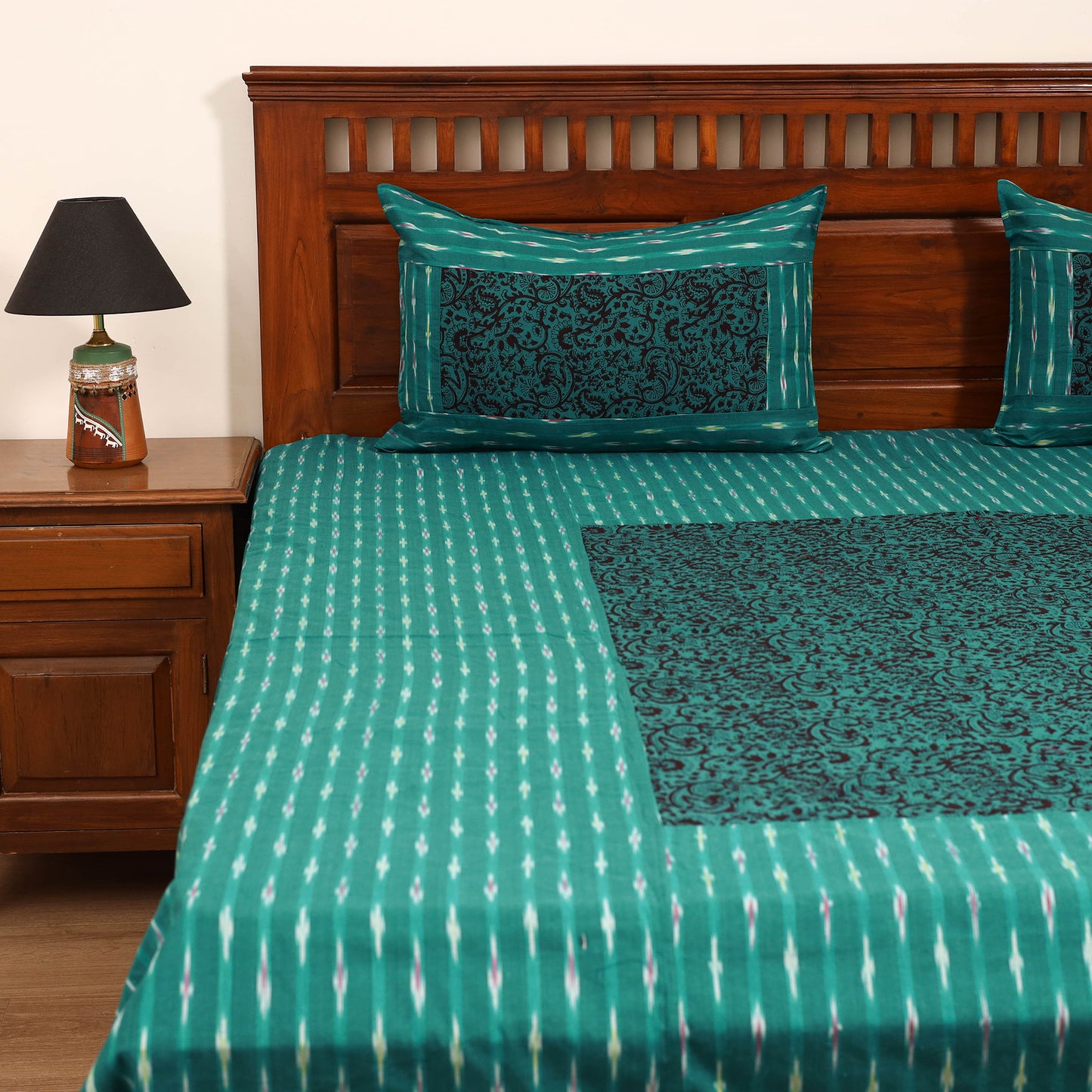 Pochampally Ikat with Bagh Patch Cotton Double Bedsheet Set (108 x 90 in) 11