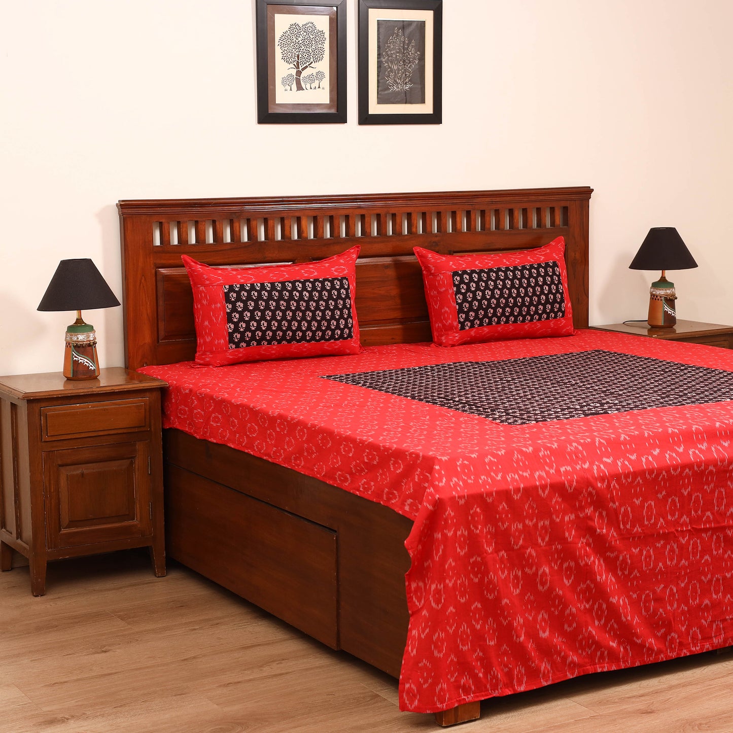 Pochampally Ikat with Bagh Patch Cotton Double Bedsheet Set (108 x 90 in) 12