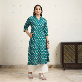 Green Handloom Cotton A-Line Pochampally Ikat Kurta