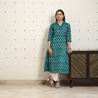 Green Handloom Cotton A-Line Pochampally Ikat Kurta