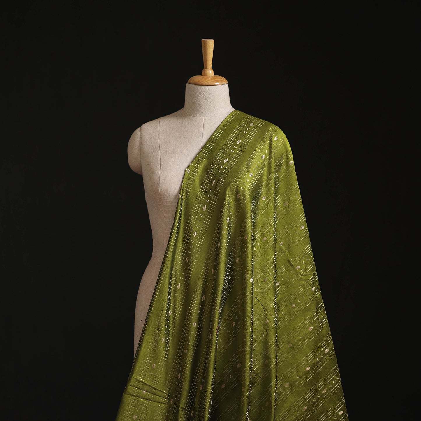Thread Buti Spun Dupion Viscose Silk Plain Fabric 31