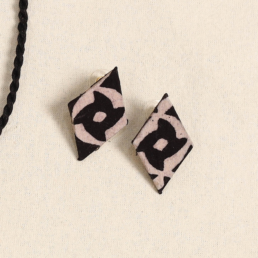 Black - handmade fabart necklace set 25 - handcrafted