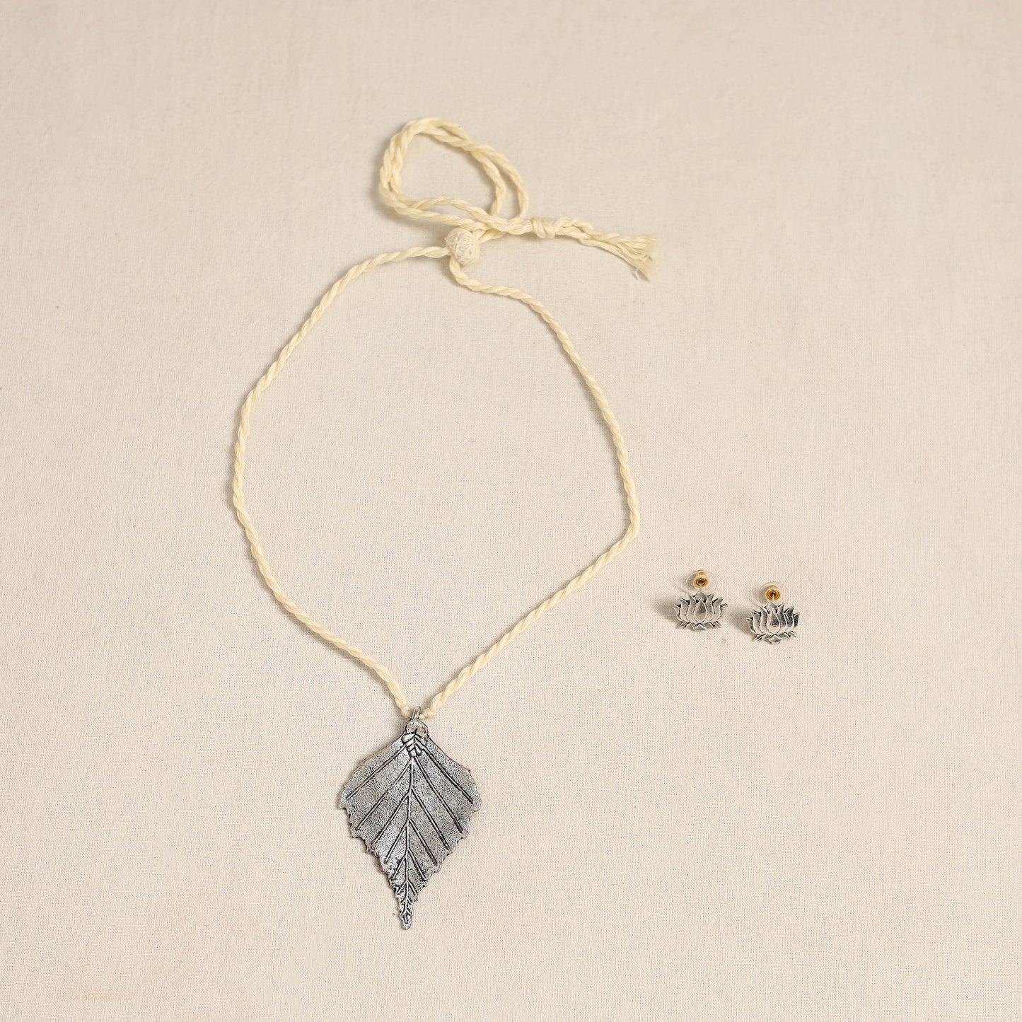 Beige - german silver necklace set 03 - handcrafted