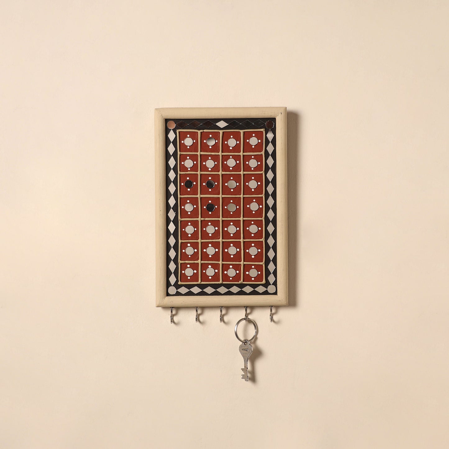 Kutch Mud Mirror Work Lippan Art Key Holder (9 x 6 in) 47