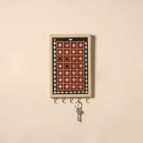Kutch Mud Mirror Work Lippan Art Key Holder (9 x 6 in) 47