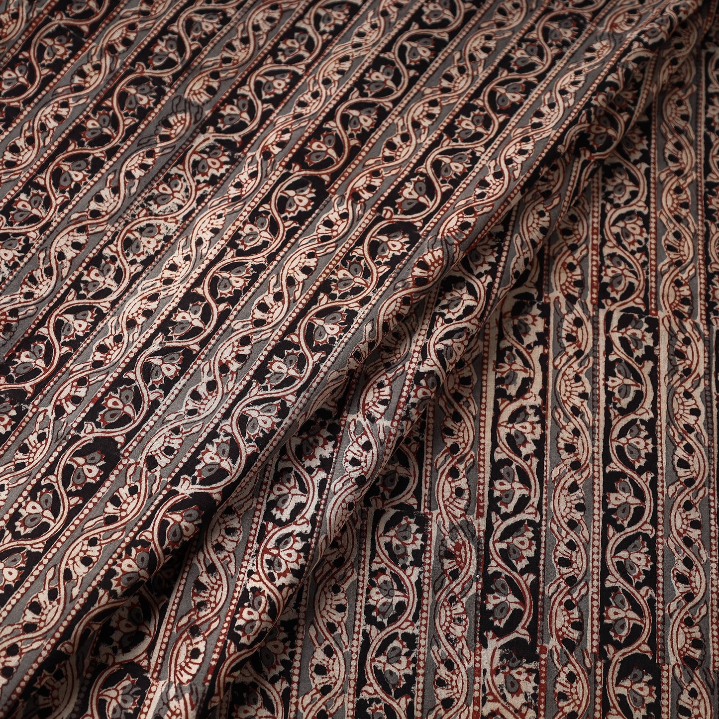 kalamkari print fabric 