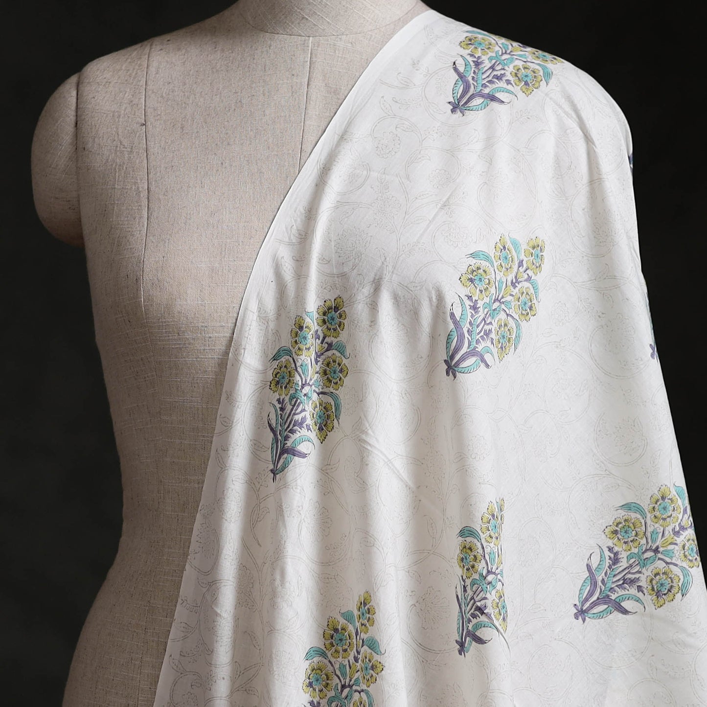 Sanganeri Hand Block Mughal Print Cotton Fabric 15
