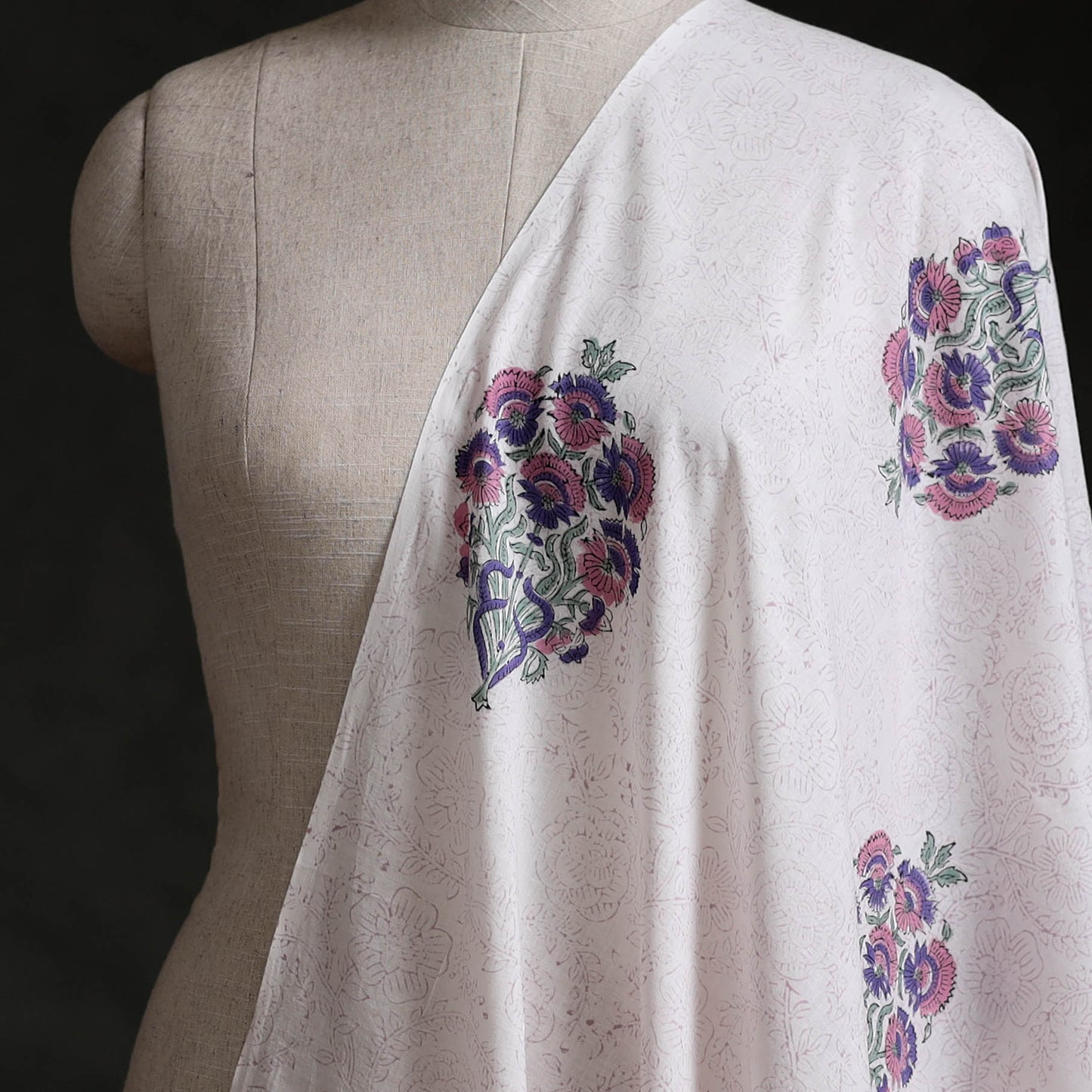 Sanganeri Hand Block Mughal Print Cotton Fabric 19