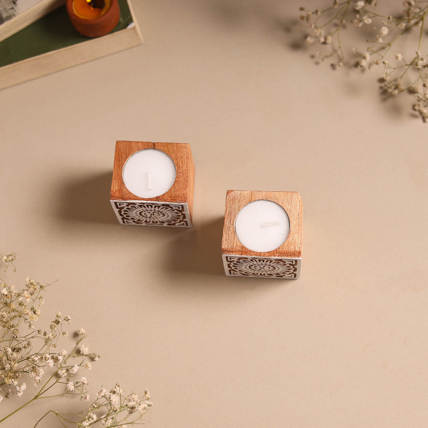 Set of 2 hand carved bakayan wood tealight candle holder 02